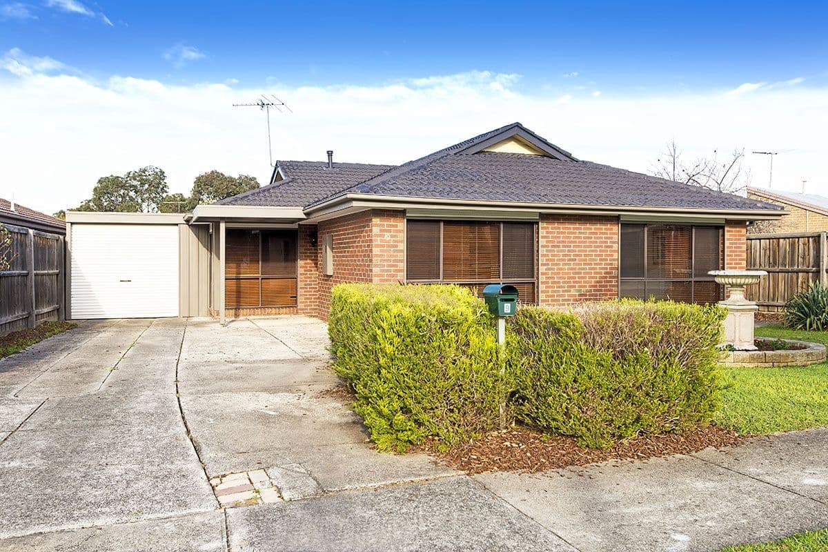 9 Oakbank Avenue, Mill Park VIC 3082, Mill Park - Image 1