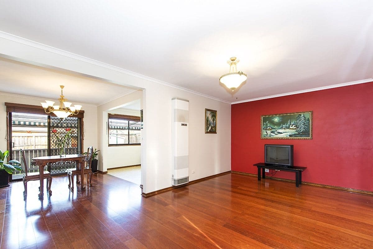 9 Oakbank Avenue, Mill Park VIC 3082, Mill Park - Thumbnail 5