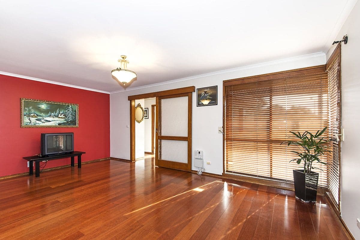 9 Oakbank Avenue, Mill Park VIC 3082, Mill Park - Thumbnail 6