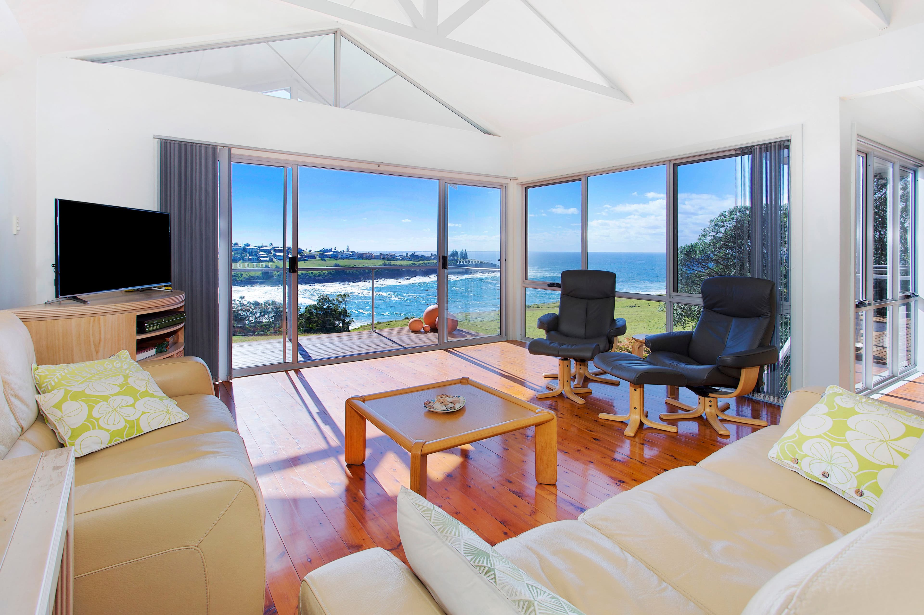 99 Attunga Avenue, Kiama Heights - Thumbnail 2