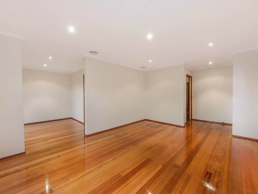 4 Chedgey Drive, St Albans VIC 3021, St Albans - Thumbnail 2