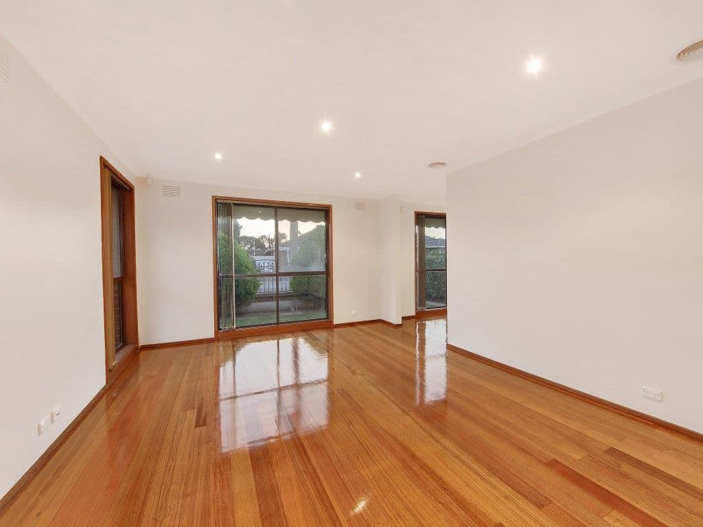 4 Chedgey Drive, St Albans VIC 3021, St Albans - Thumbnail 3