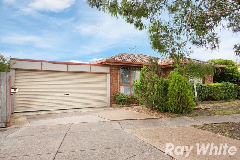 10 Gullquist Way, Pakenham VIC 3810, Pakenham - Thumbnail 2