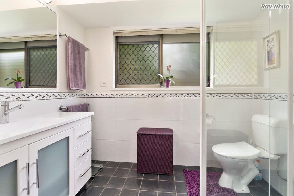 14 Buscall Court, Sinnamon Park QLD 4073, Sinnamon Park - Thumbnail 5