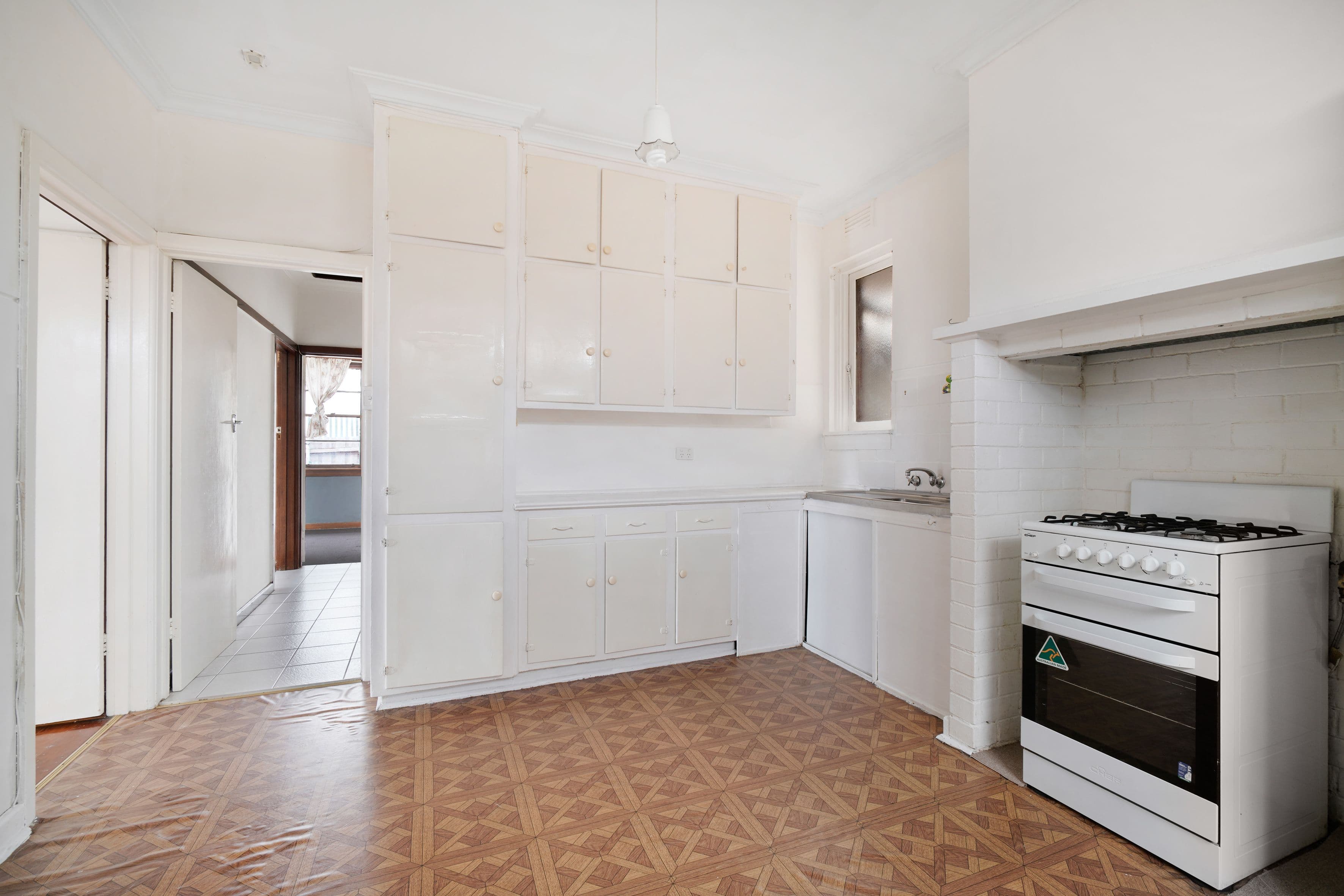 10 Coleman Crescent, Reservoir VIC 3073, Reservoir - Thumbnail 5