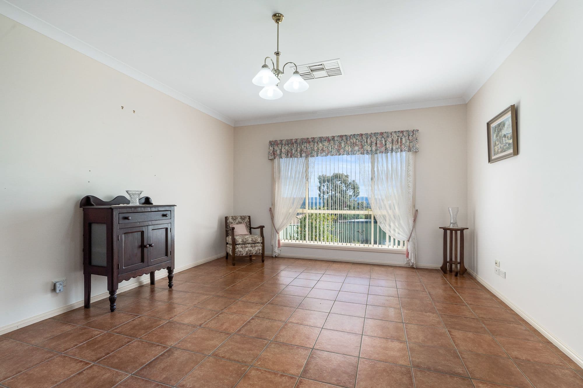22 London Drive, Cowra NSW 2794, Cowra - Thumbnail 6