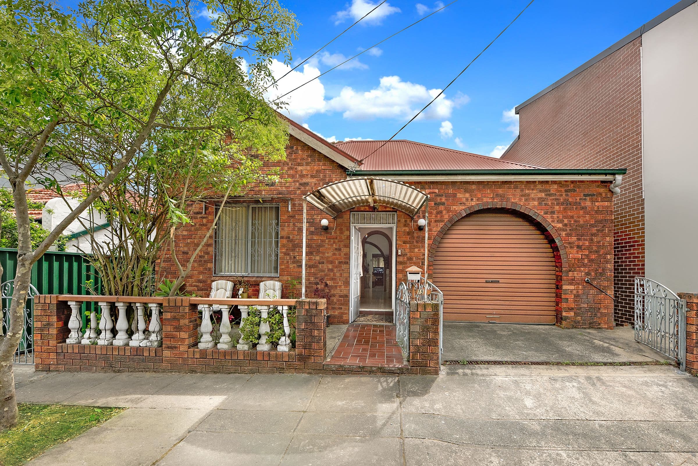 15 Sutherland Street, St Peters - Image 1