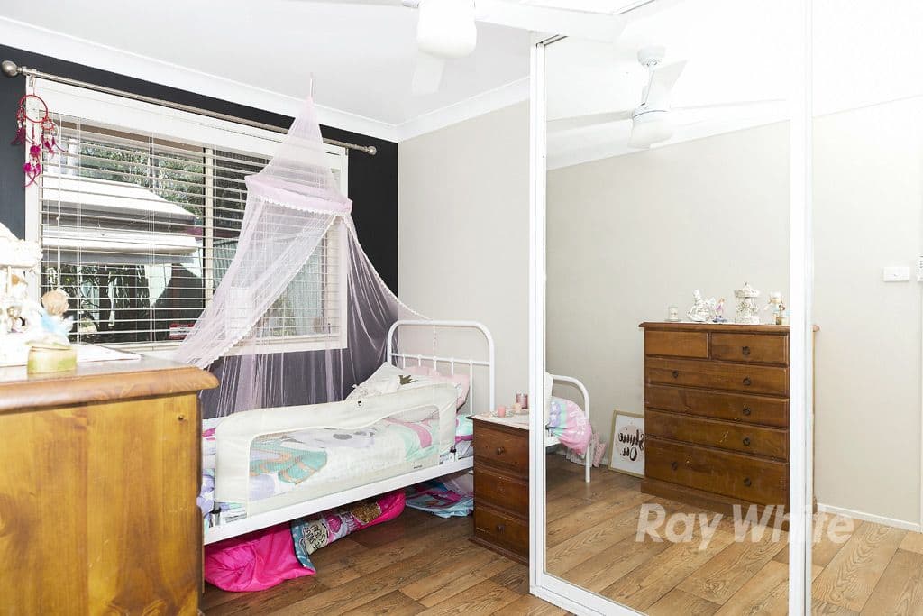 15 Shamrock Close, Woodrising - Thumbnail 8