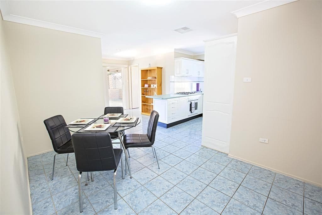 28 Whistler Crescent, ERSKINE PARK NSW 2759, Erskine Park - Thumbnail 5