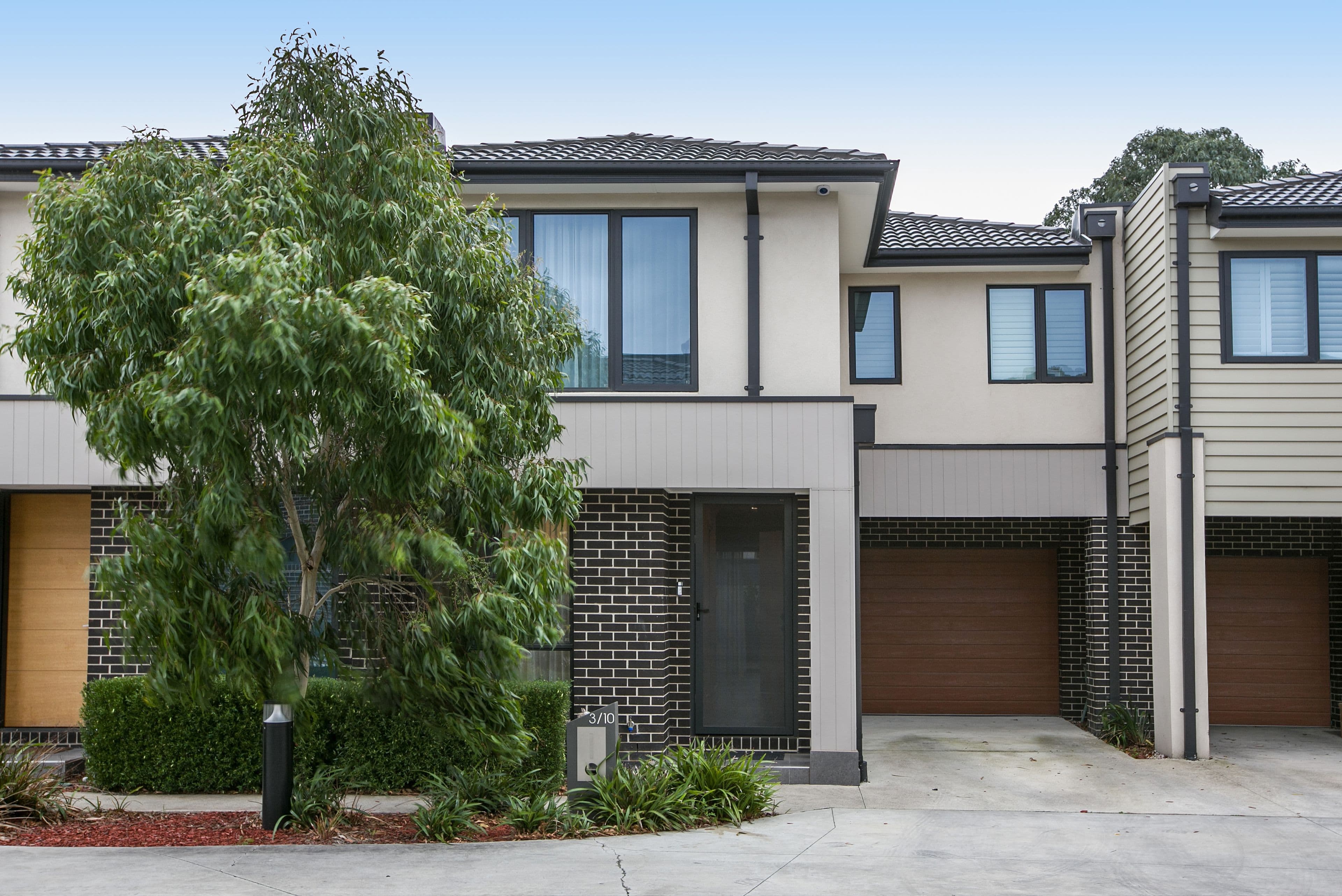 10 Crevelli Street, Reservoir VIC 3073, Reservoir - Image 1