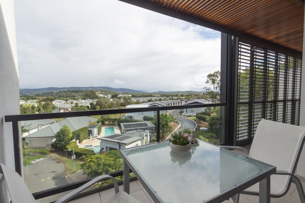 305 Easthill Drive, The Glades, ROBINA QLD 4226, Robina - Thumbnail 5