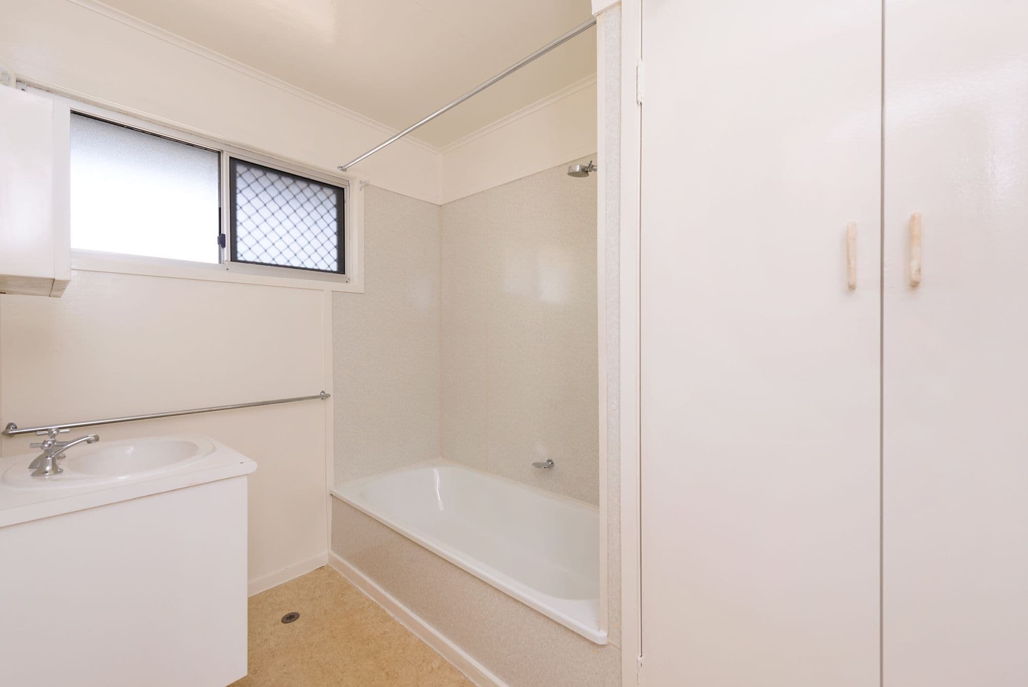 71 Michaela Crescent, The Gap QLD 4061, The Gap - Thumbnail 8