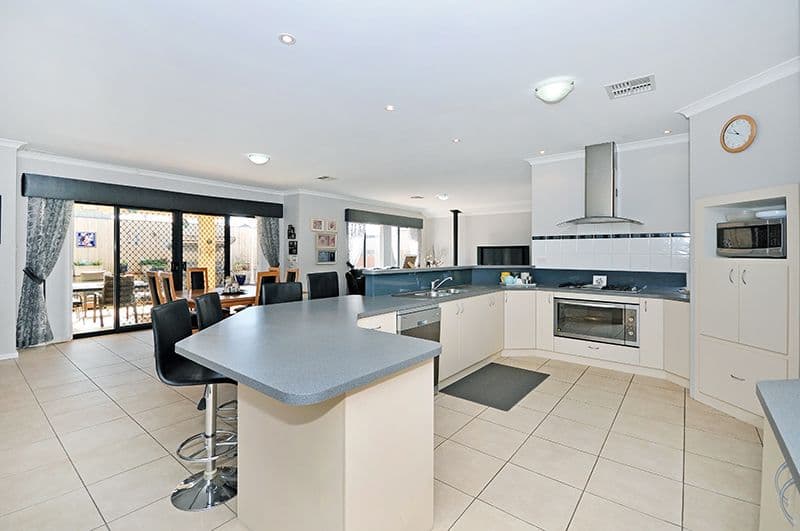 62 Granesse Drive, Ellenbrook WA 6069, Ellenbrook - Thumbnail 5