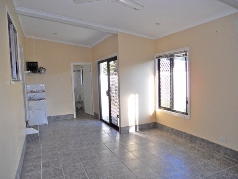 57 Edward Street, SOUTH MACKAY QLD 4740, South Mackay - Thumbnail 4