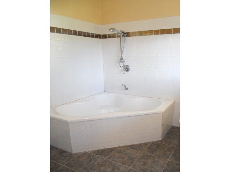 57 Edward Street, SOUTH MACKAY QLD 4740, South Mackay - Thumbnail 6