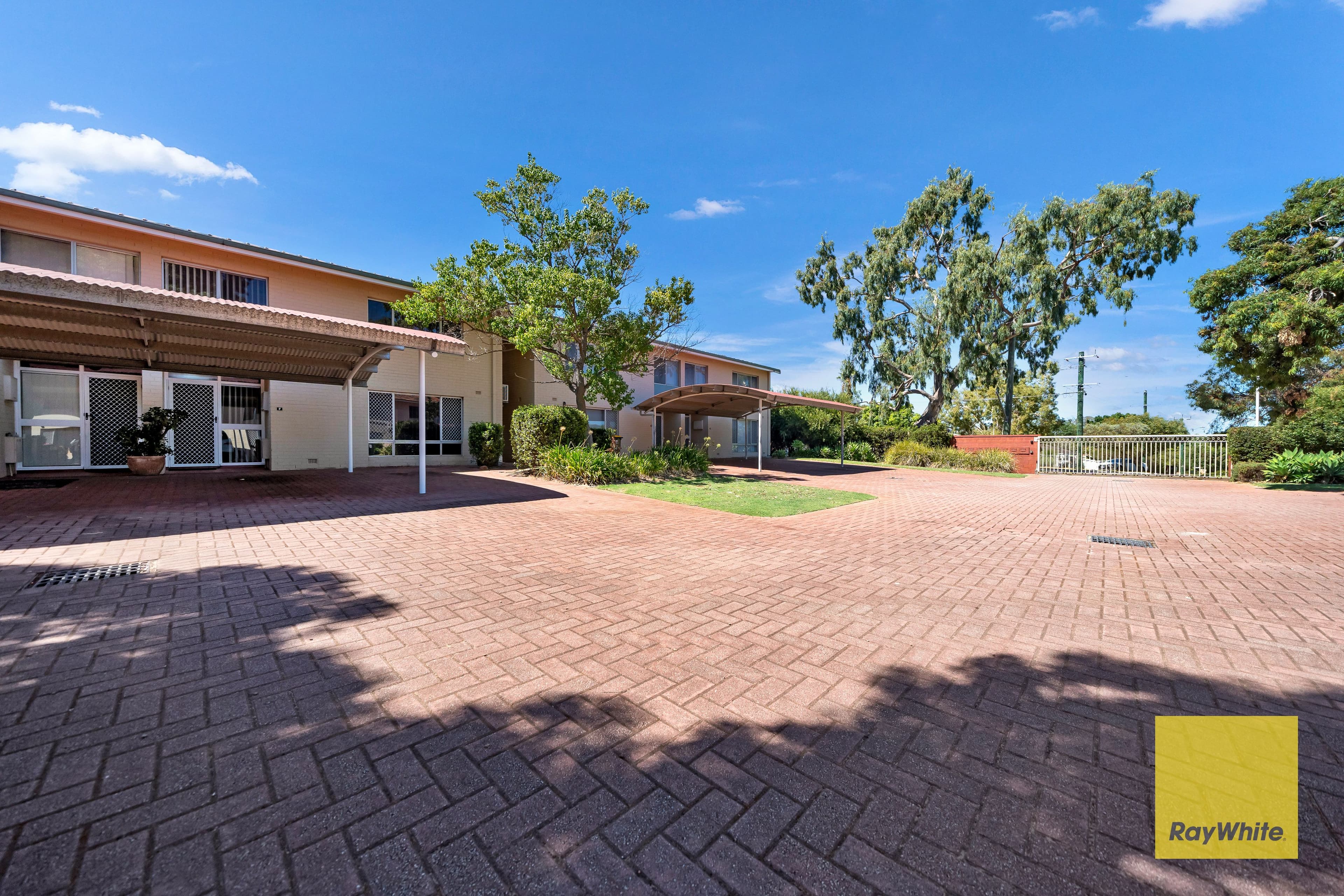 9F Shalford Way, Girrawheen WA 6064, Girrawheen - Thumbnail 3