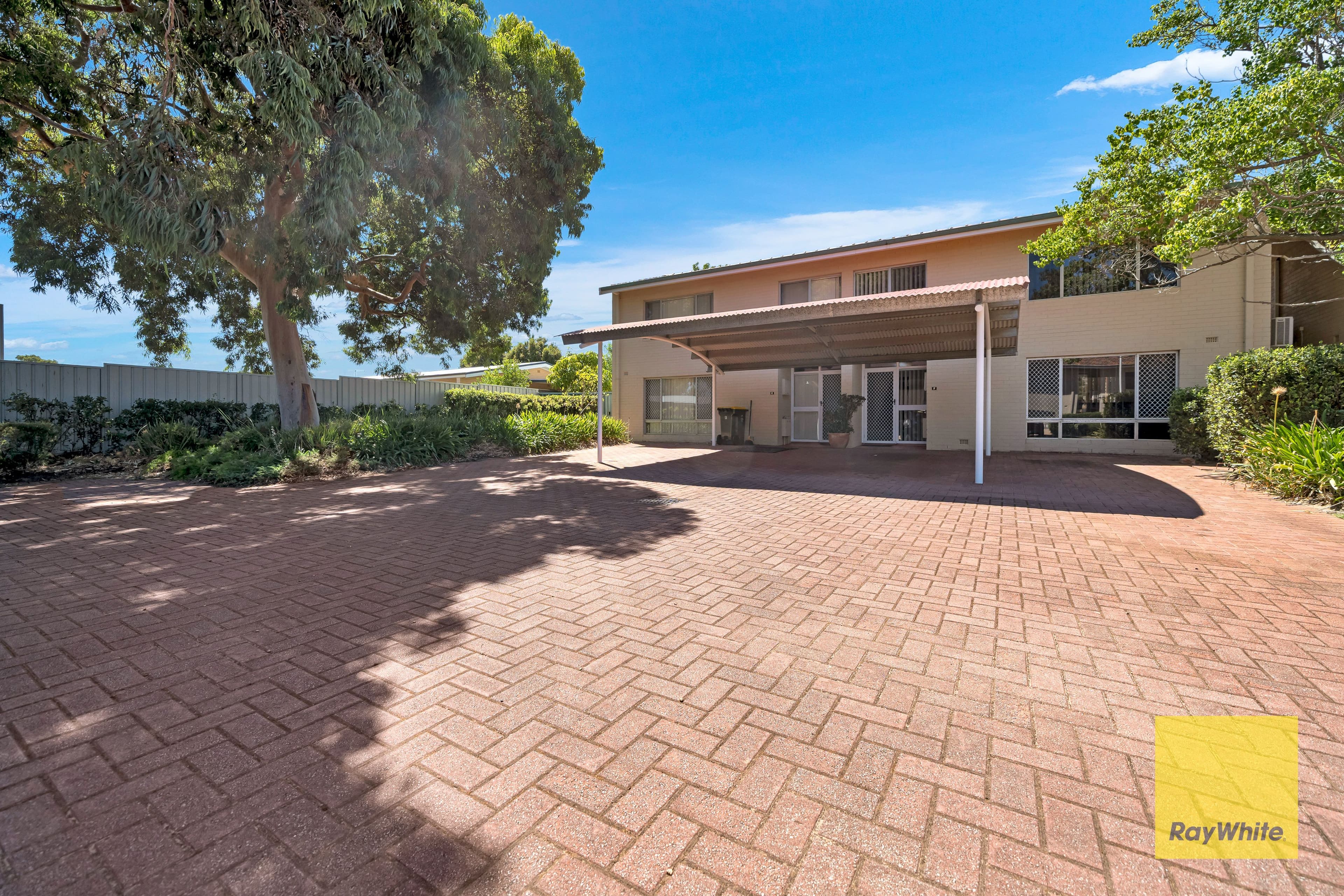 9F Shalford Way, Girrawheen WA 6064, Girrawheen - Thumbnail 4