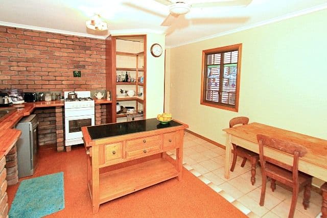 146 Stones Road, WOODBURY QLD 4703, Woodbury - Thumbnail 2