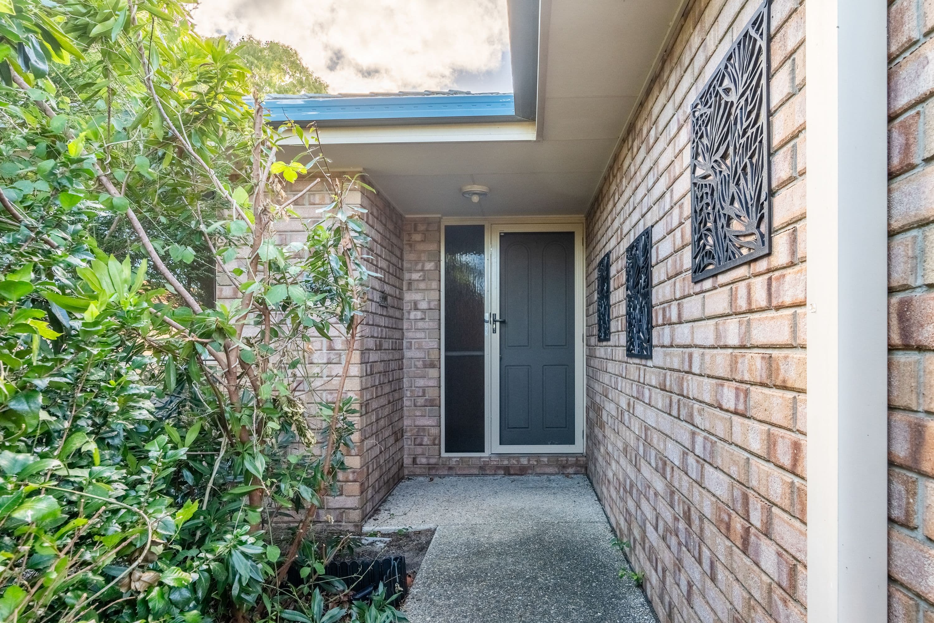 11 Leicester Court, Kippa-Ring QLD 4021, Kippa-Ring - Thumbnail 2