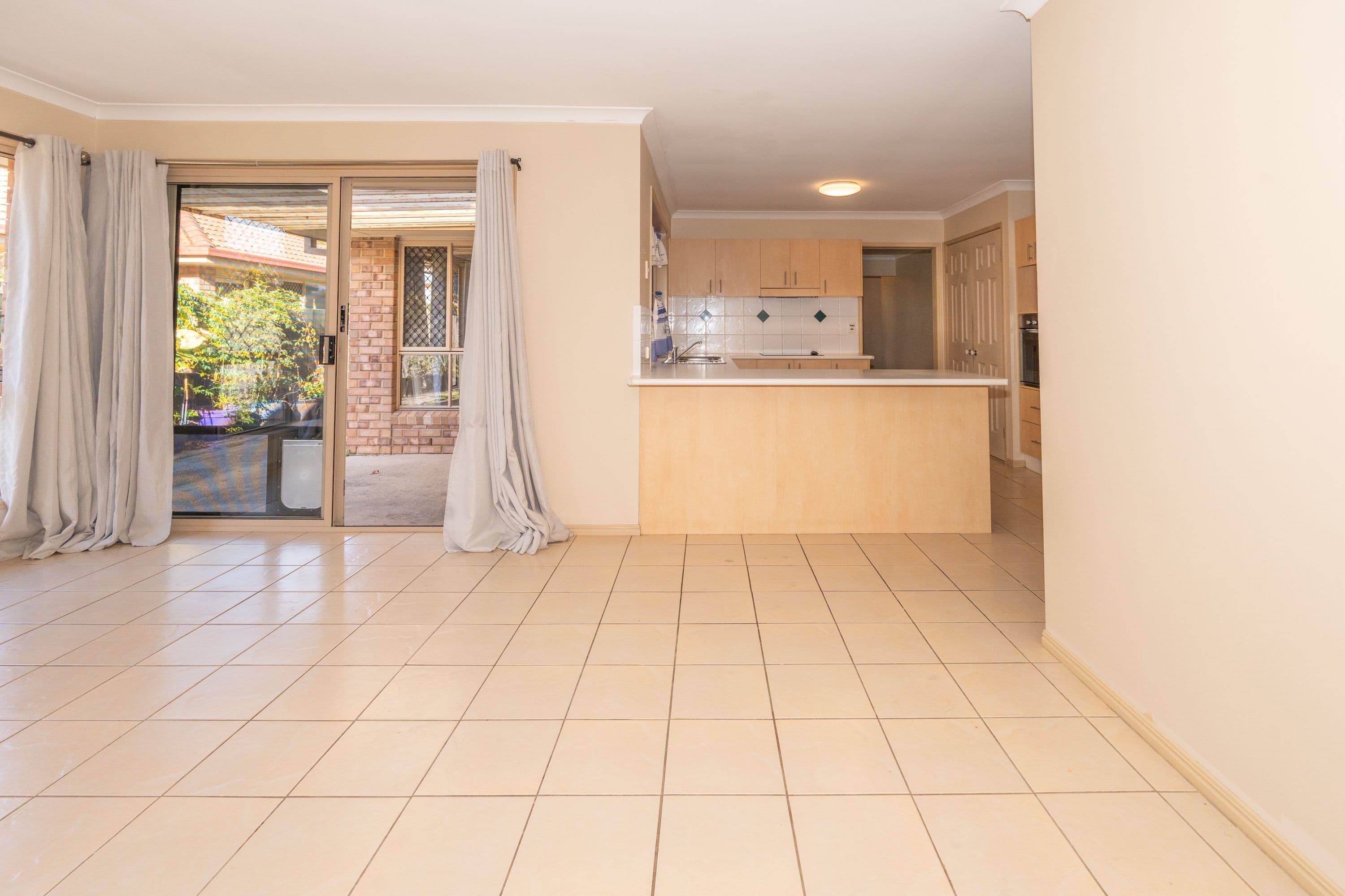 11 Leicester Court, Kippa-Ring QLD 4021, Kippa-Ring - Thumbnail 3