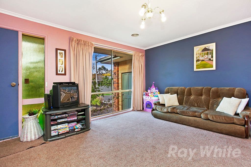 28 Toolimerin Avenue, Bayswater North VIC 3153, Bayswater North - Thumbnail 4