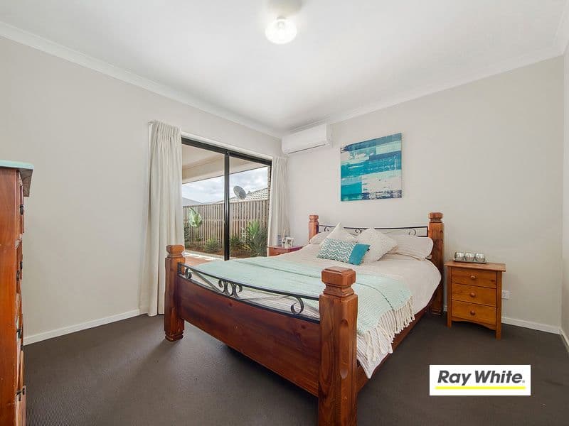 33 Ellenborough Avenue, ORMEAU HILLS QLD 4208, Ormeau Hills - Thumbnail 2