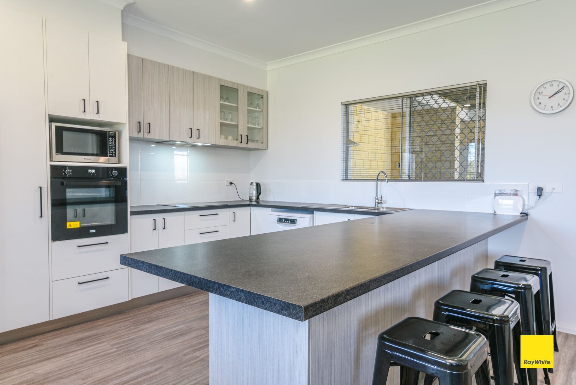 16 Wedge Avenue, Lancelin WA 6044, Lancelin - Thumbnail 5
