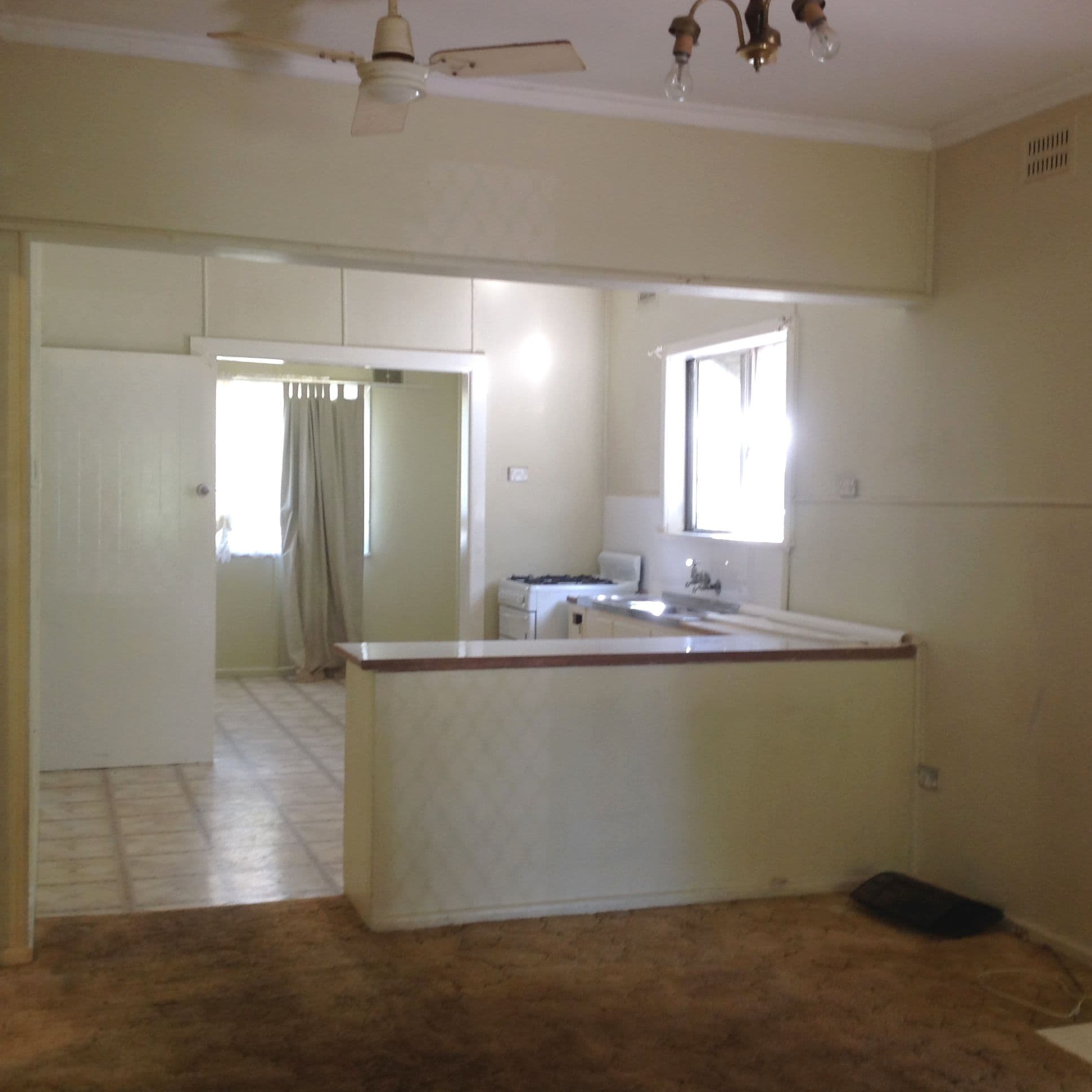 12 Williams Avenue, Cootamundra - Thumbnail 5