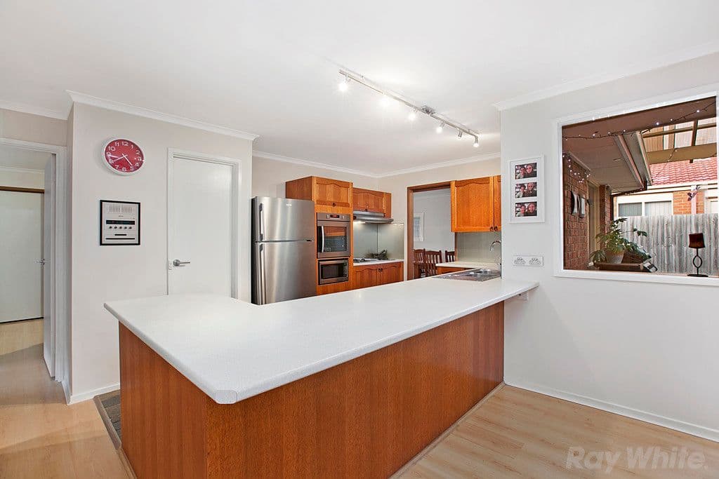 2 Rowland Court, Ferntree Gully VIC 3156, Ferntree Gully - Thumbnail 4