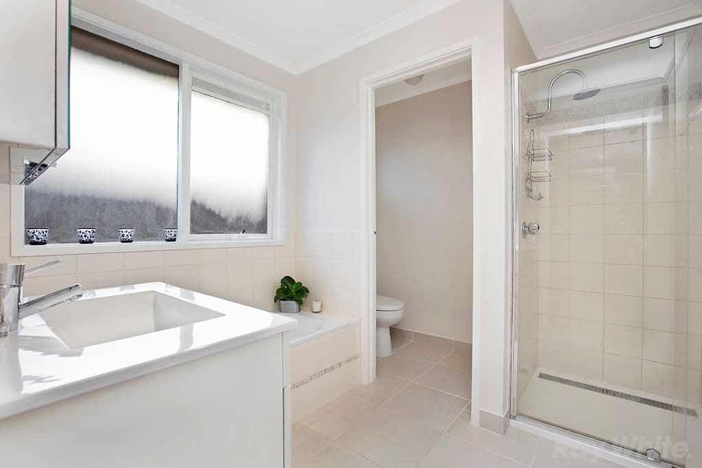2 Rowland Court, Ferntree Gully VIC 3156, Ferntree Gully - Thumbnail 8