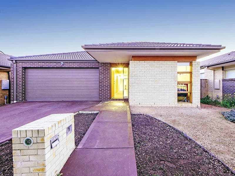 10 Lilyturf Drive, Tarneit VIC 3029, Tarneit - Image 1