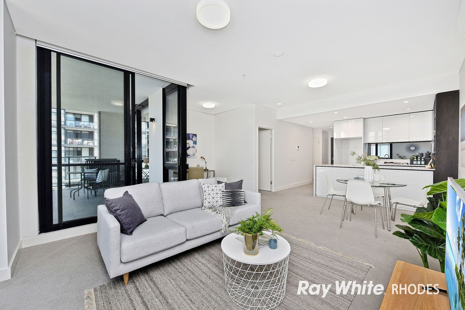11 Verona Drive, Wentworth Point NSW 2127, Wentworth Point - Thumbnail 2