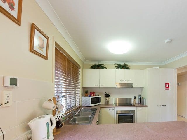 34 Orania Crescent, CALAMVALE QLD 4116, Calamvale - Thumbnail 2