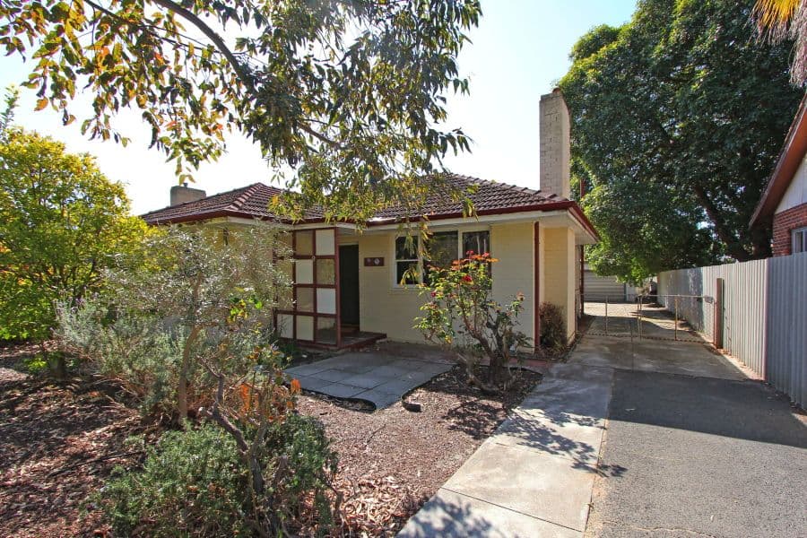 9 Hassett Street, Cloverdale WA 6105, Cloverdale - Image 1
