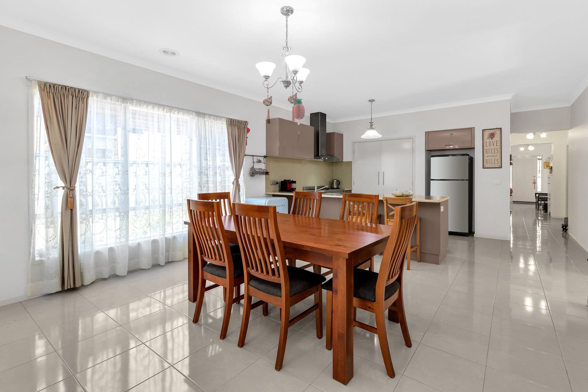 6 Creekside Boulevard, Manor Lakes VIC 3024, Manor Lakes - Thumbnail 3