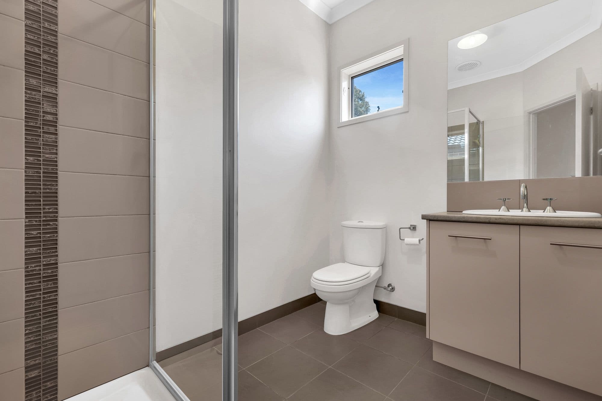 6 Creekside Boulevard, Manor Lakes VIC 3024, Manor Lakes - Thumbnail 8