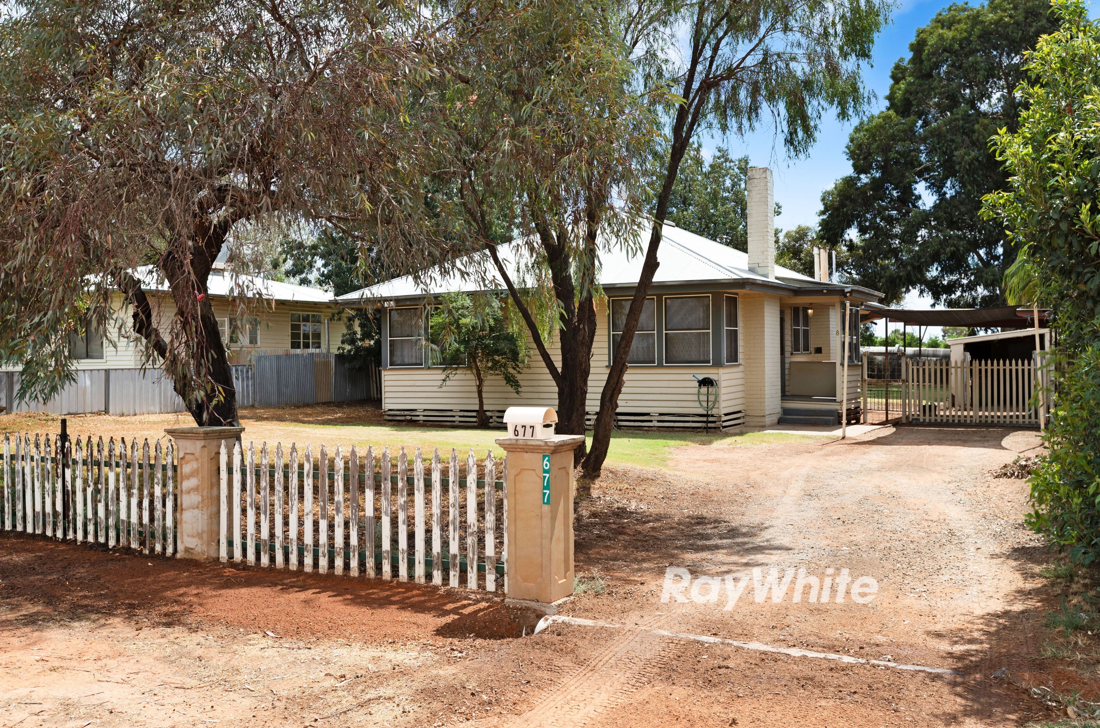 677 Woomera Avenue, Red Cliffs VIC 3496, Red Cliffs - Image 1