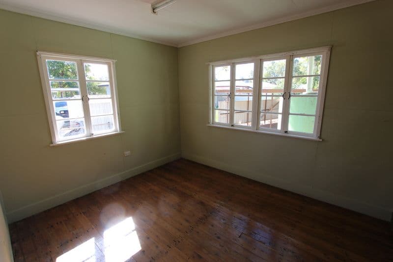 19 West Street, Charleville QLD 4470, Charleville - Thumbnail 7