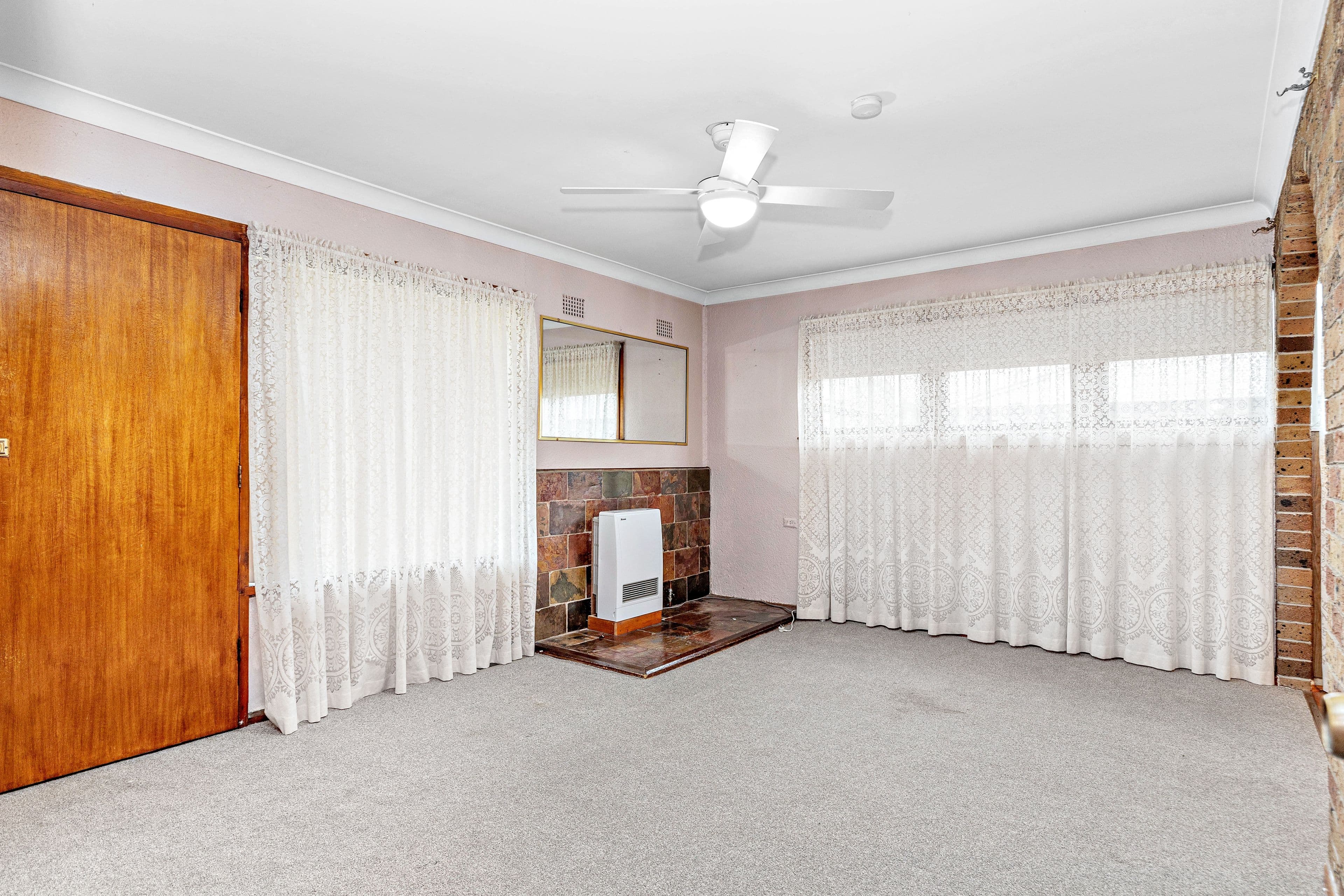 5 Landa Street, Lithgow NSW 2790, Bowenfels - Thumbnail 2