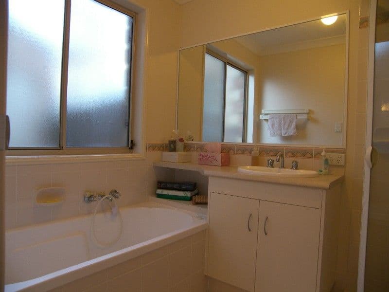 6 Alfred Place, SPRINGFIELD LAKES QLD 4300, Springfield Lakes - Thumbnail 8