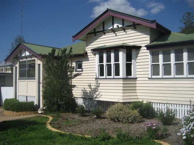 106  Holberton Street, NEWTOWN QLD 4350, Newtown - Image 1