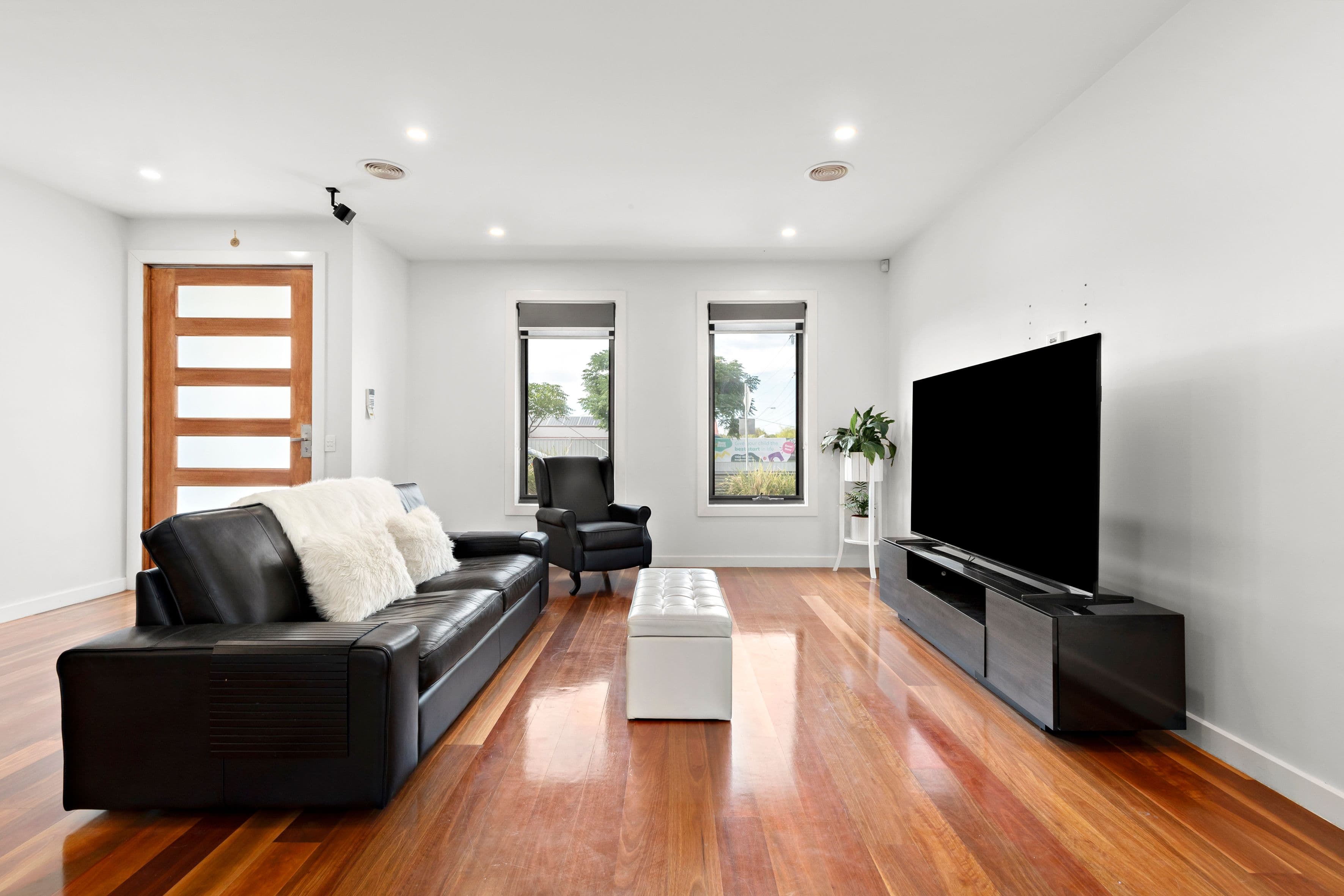 56 Gladstone Parade, Glenroy VIC 3046, Glenroy - Thumbnail 2