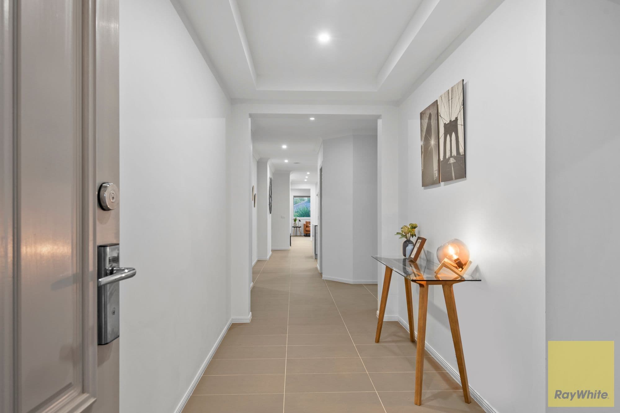 8 Tallgrass Avenue, Truganina VIC 3029, Truganina - Thumbnail 2