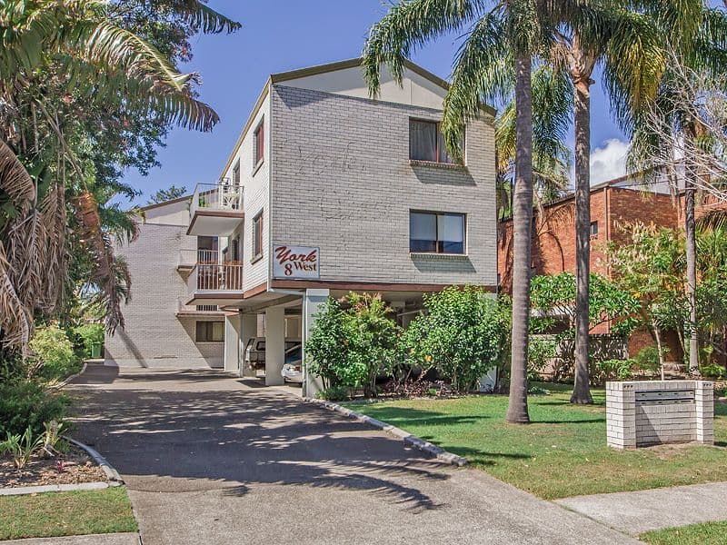 8 Baker Avenue, LABRADOR QLD 4215, Labrador - Image 1