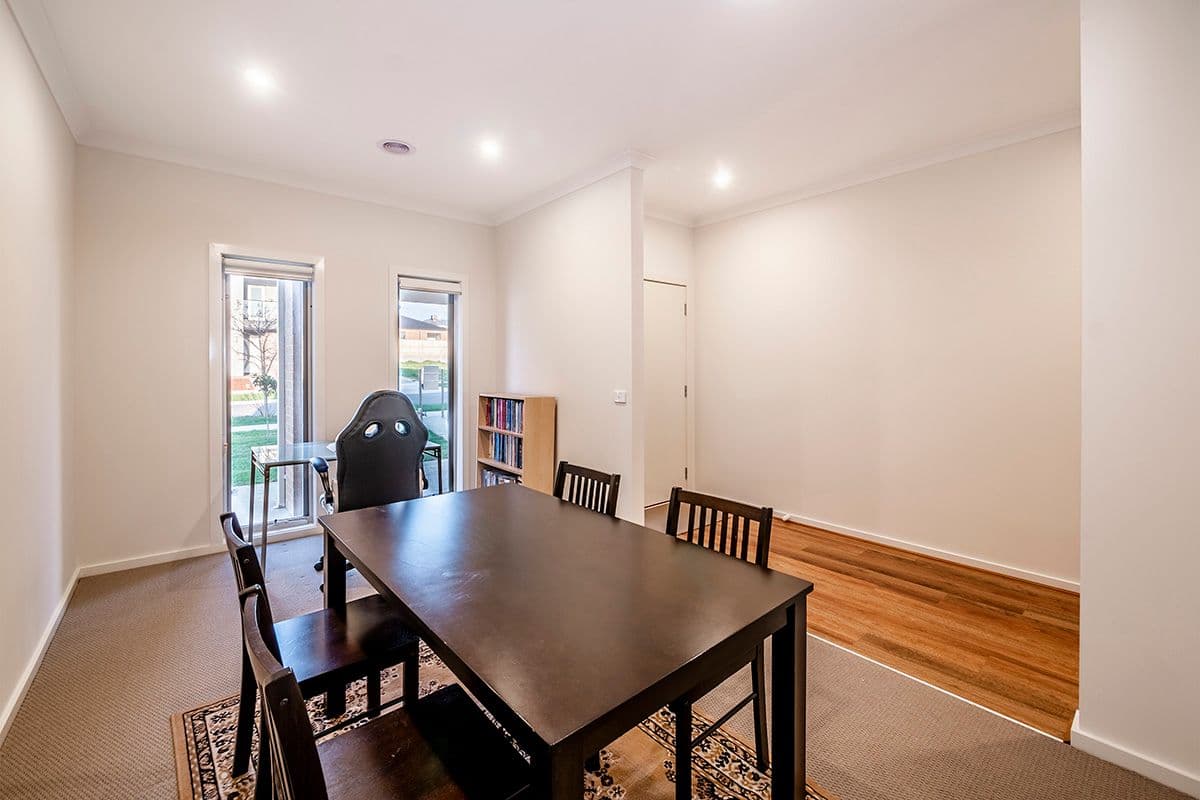 18 Craddock Drive, Clyde North VIC 3978, Clyde North - Thumbnail 5