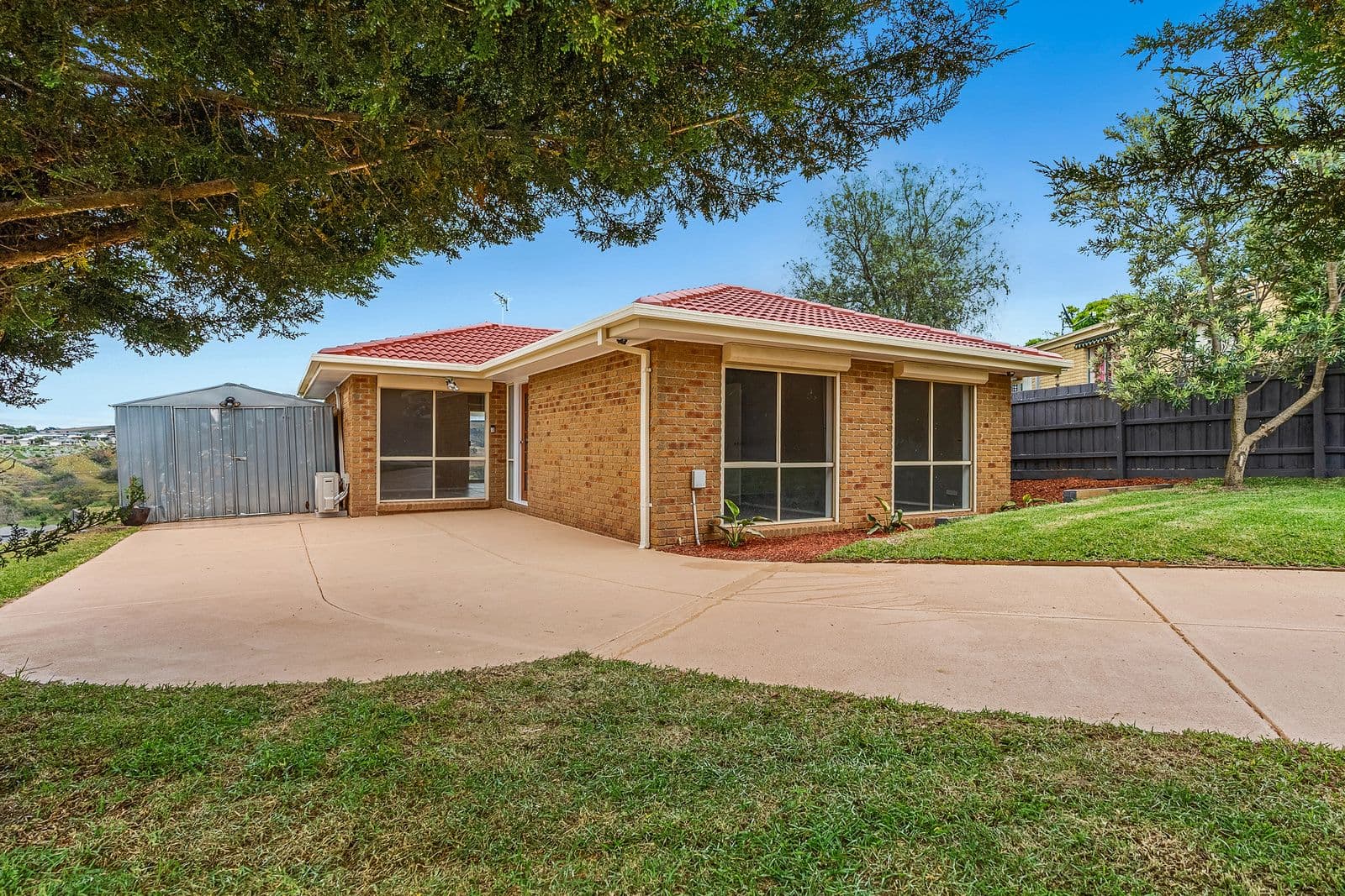 5 Bernborough Court, Bacchus Marsh VIC 3340, Bacchus Marsh - Thumbnail 2