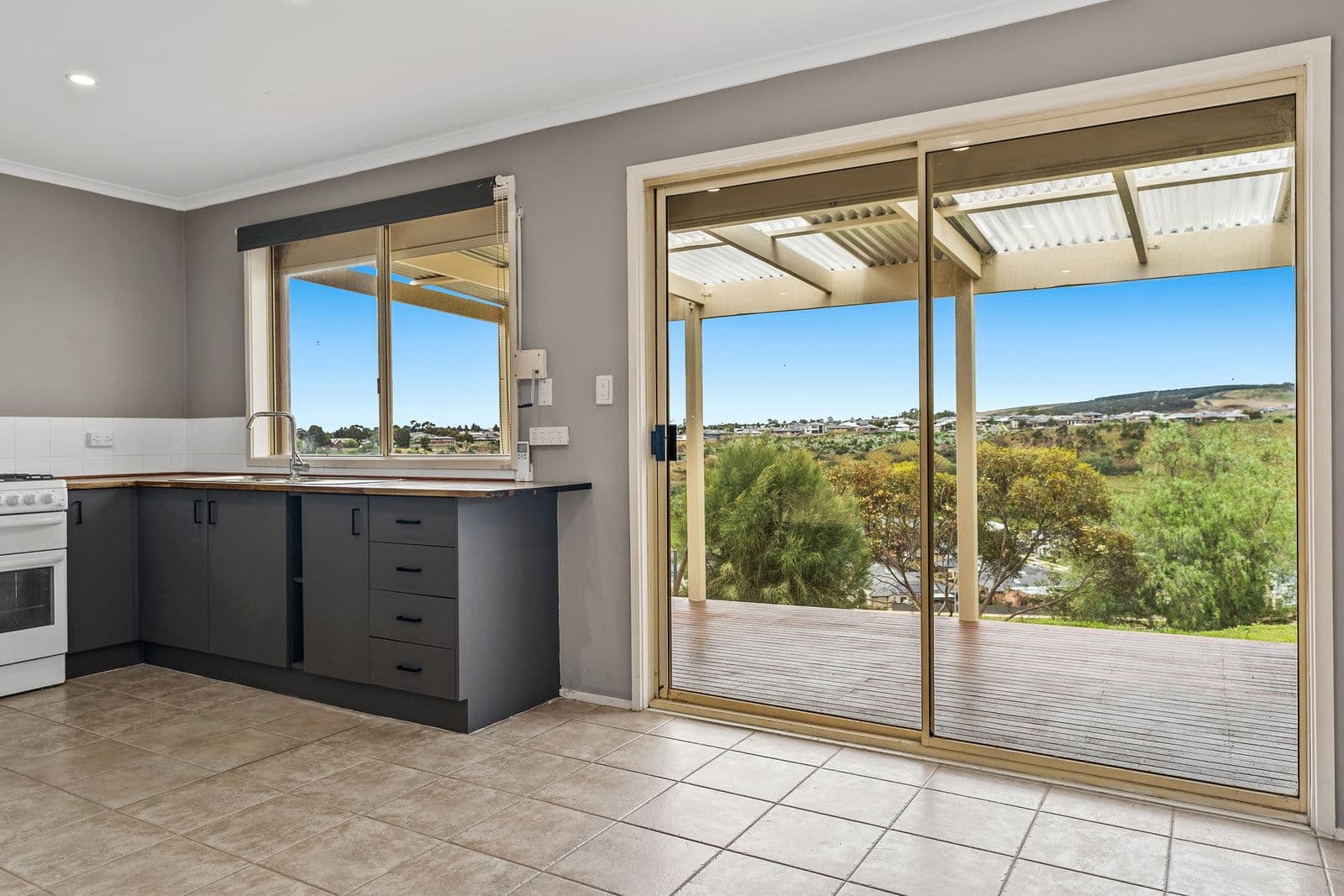 5 Bernborough Court, Bacchus Marsh VIC 3340, Bacchus Marsh - Thumbnail 6