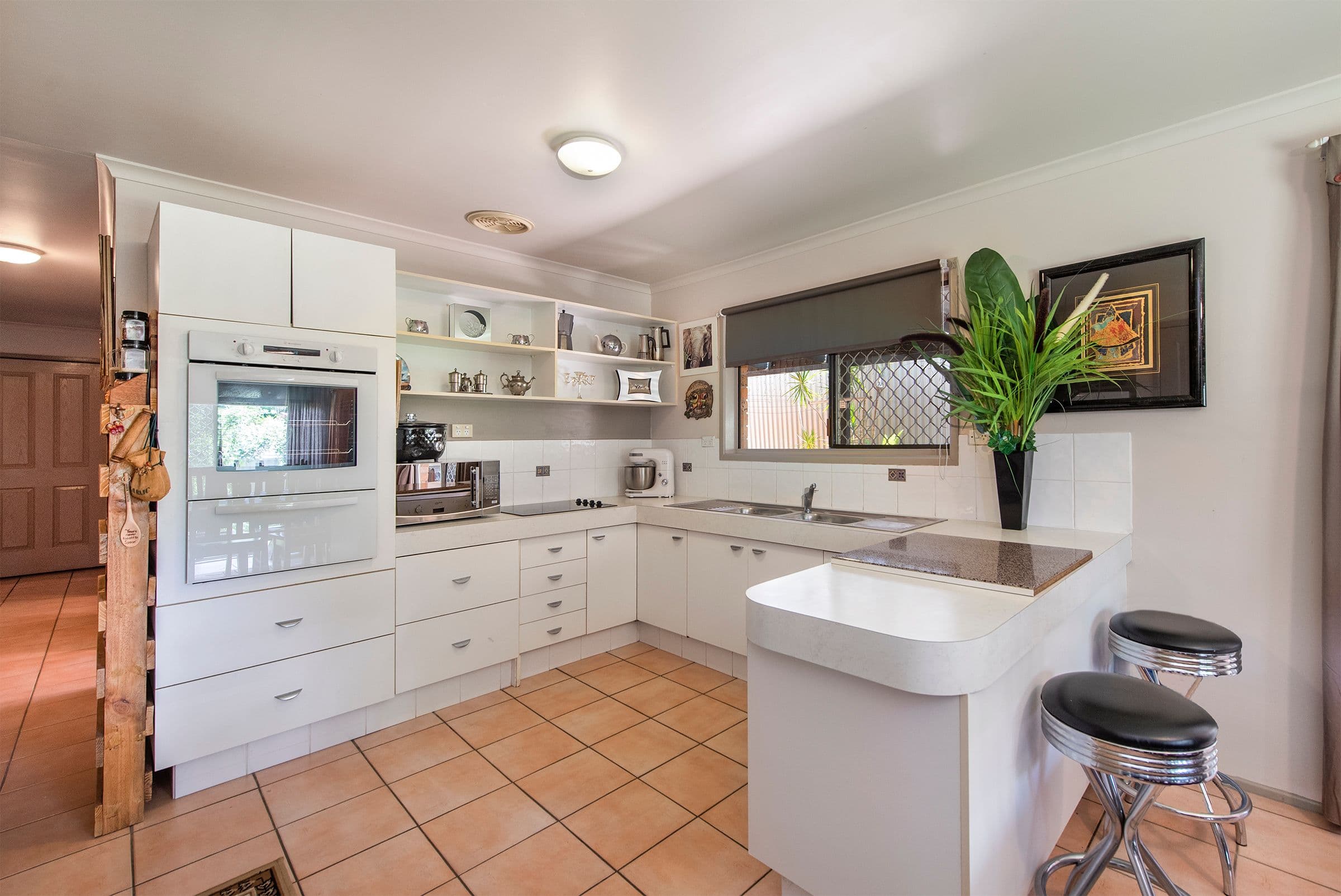 2 Ainslee Court, Mount Warren Park QLD 4207, Mount Warren Park - Thumbnail 8