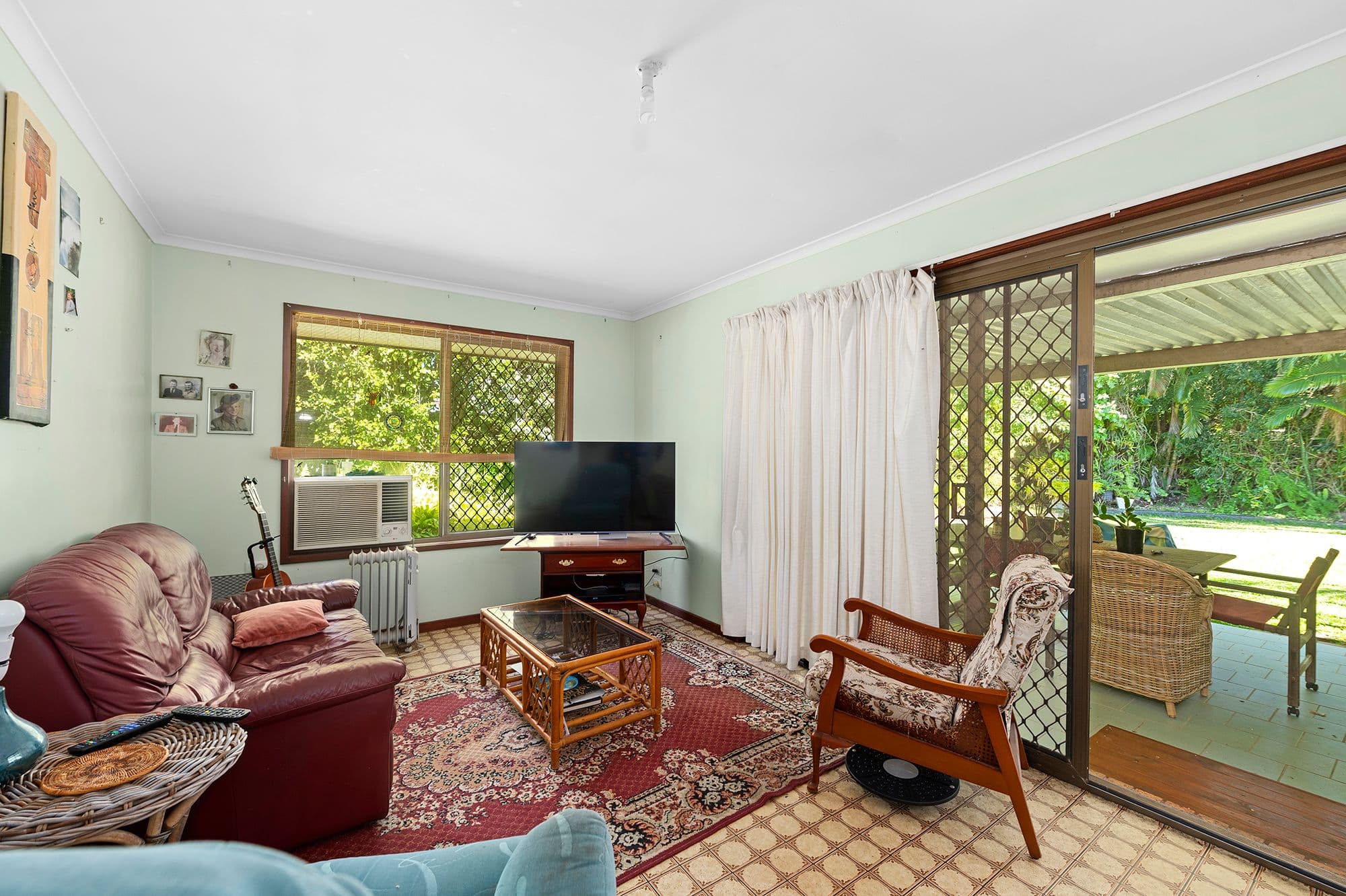 12 Bribie Court, Mermaid Waters QLD 4218, Mermaid Waters - Thumbnail 4