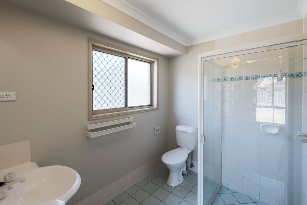 19 Rapanea Street, MOGGILL QLD 4070, Moggill - Thumbnail 3